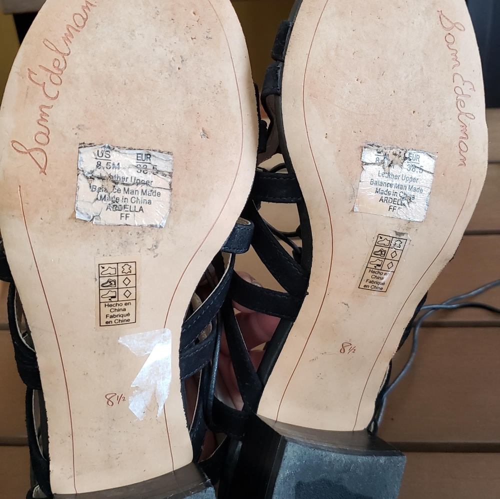 Sandals - Picture 2 of 5